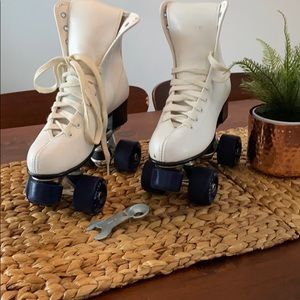 Vintage Roller Derby roller skates 😍